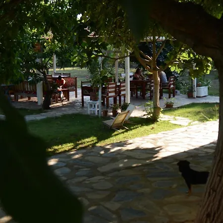 Πανσιόν Camping *